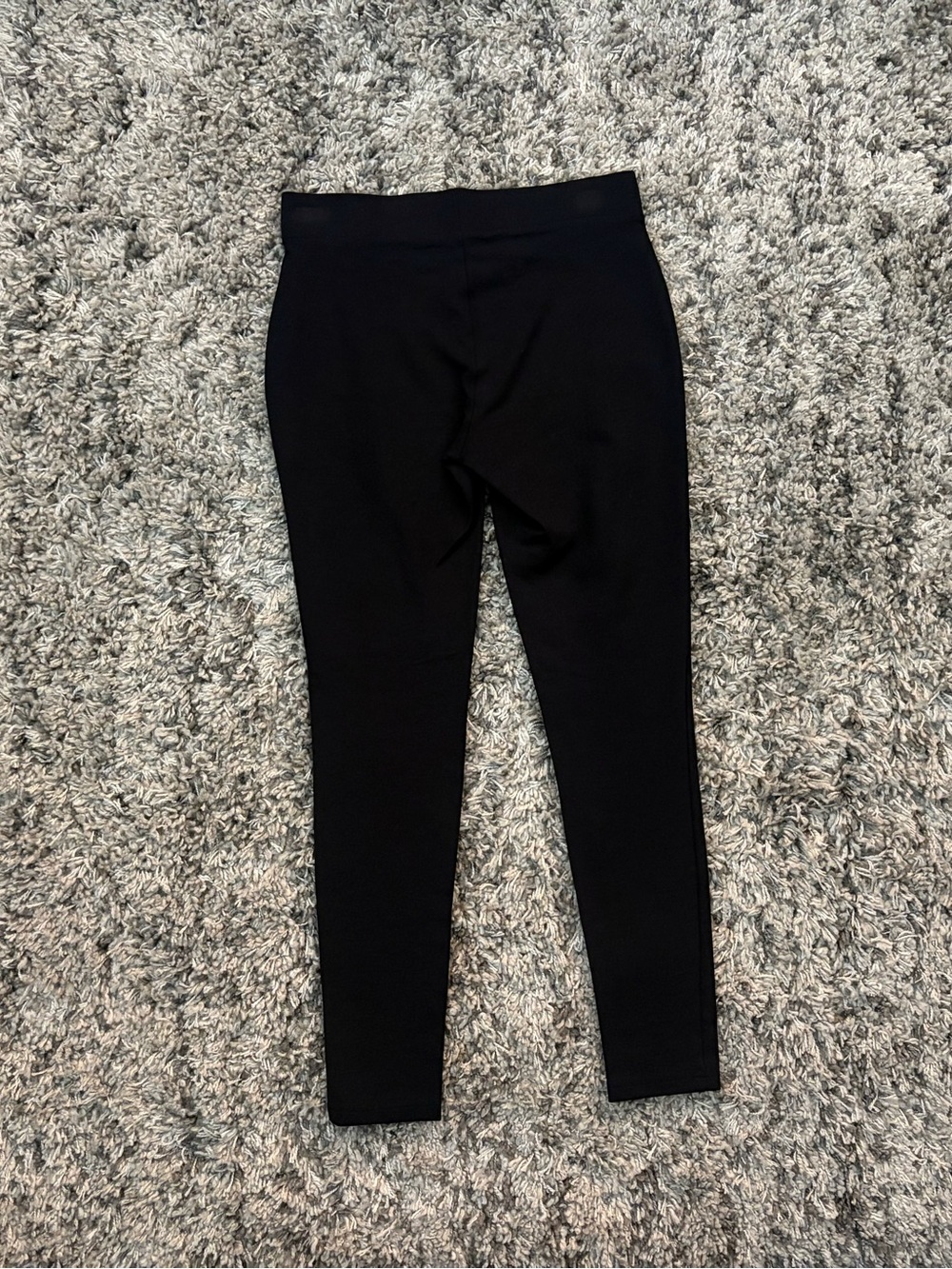 🐼 NWOT a.n.a Black Ankle Leggings